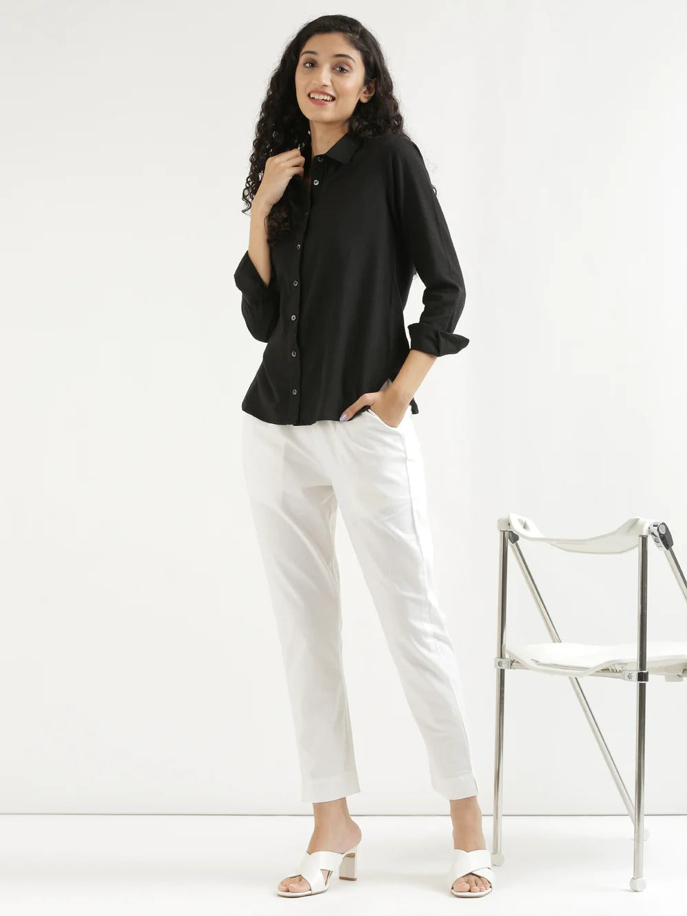 White Relaxed High-Rise Easy Wash Pleated Pure Cotton Regular Pant
