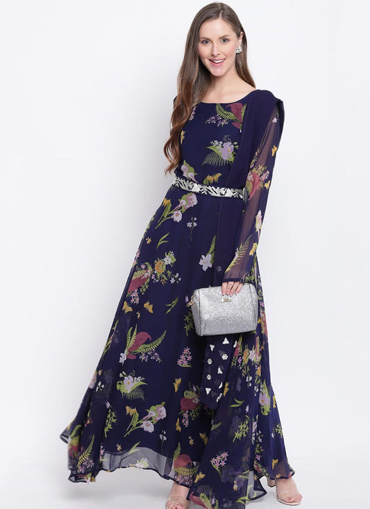 Flowing maxi dress in airy faux georgette with short sleeves and a trendy floral print.  pen_spark