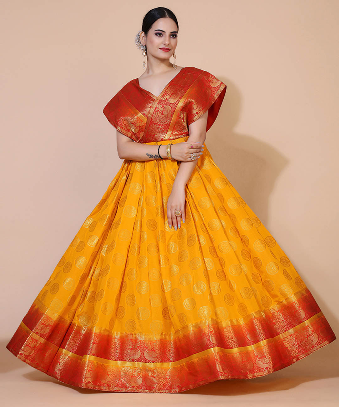 Yellow checked jacquard dress, perfect for a stylish and contemporary look.